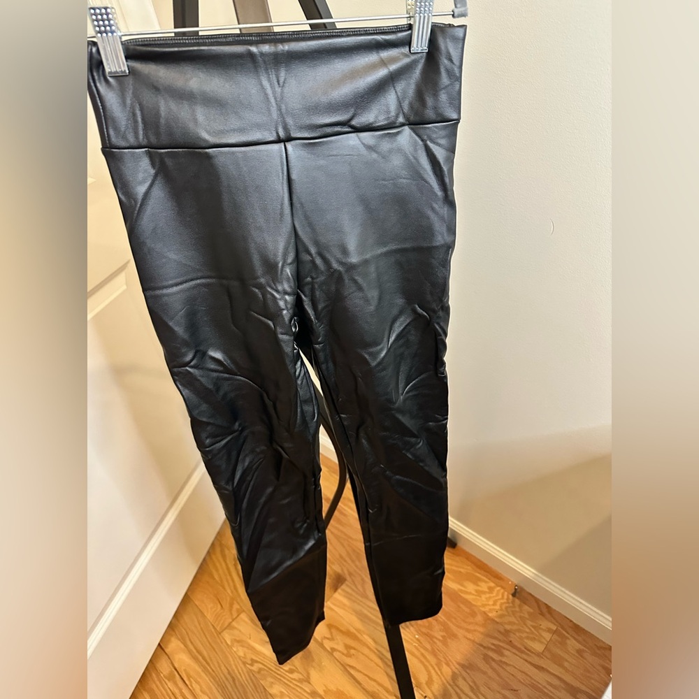 Calzedonia Black Faux Leather Leggings